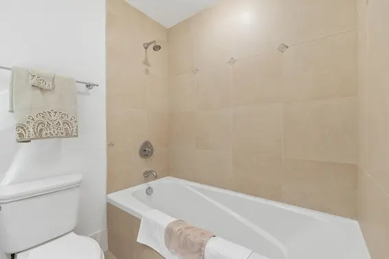 3W 111 18th Street, West Vancouver For Sale - image 28