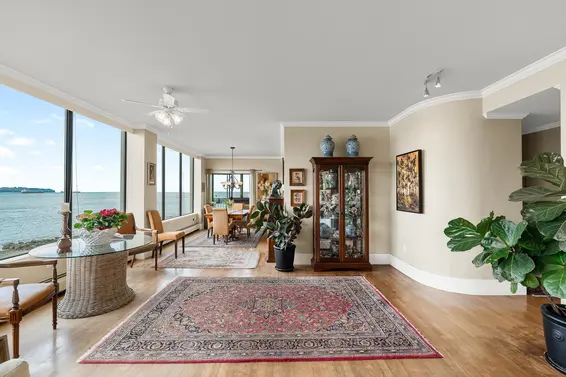 3W 111 18th Street, West Vancouver For Sale - image 6