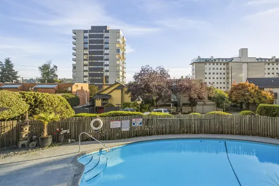 305 1845 Bellevue Avenue, West Vancouver For Sale - image 24