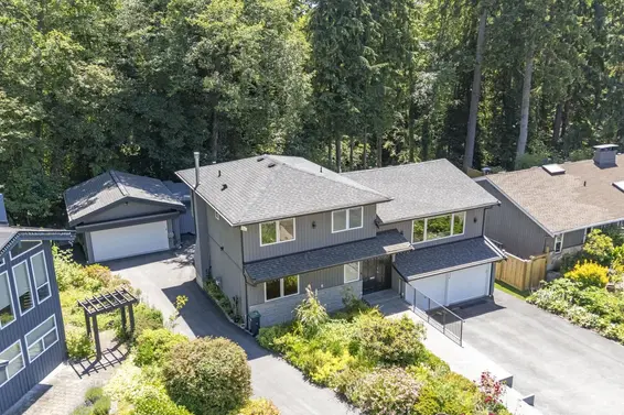 1776 Medwin Place, North Vancouver For Sale - image 2