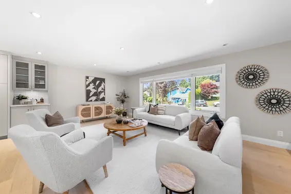 1776 Medwin Place, North Vancouver For Sale - image 4