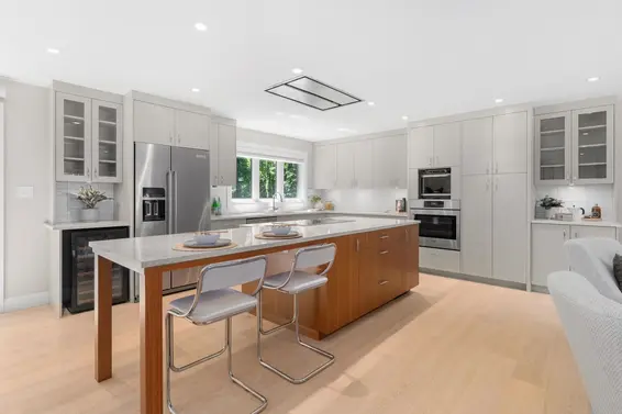 1776 Medwin Place, North Vancouver For Sale - image 8
