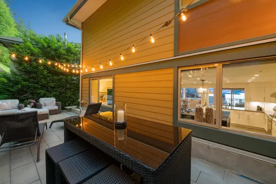 8674 Seascape Drive, West Vancouver For Sale - image 33