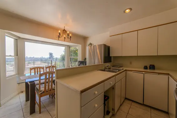 1082 Calverhall Street, North Vancouver For Sale - image 10