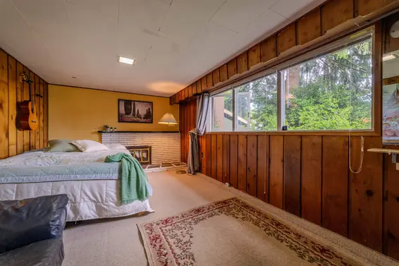 1082 Calverhall Street, North Vancouver For Sale - image 18