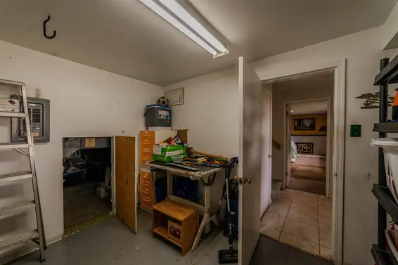 1082 Calverhall Street, North Vancouver For Sale - image 22