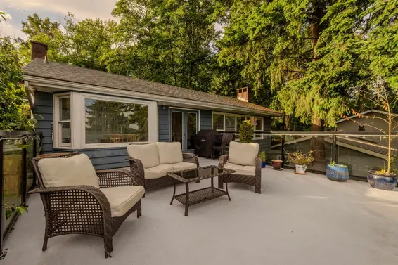 1082 Calverhall Street, North Vancouver For Sale - image 8