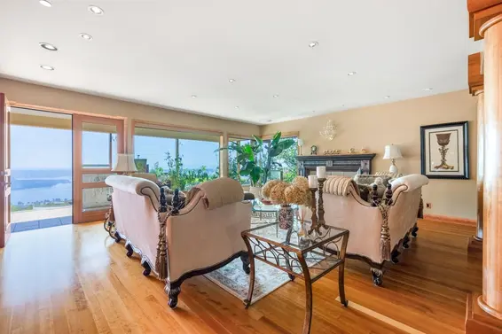 1626 Pinecrest Drive, West Vancouver For Sale - image 16
