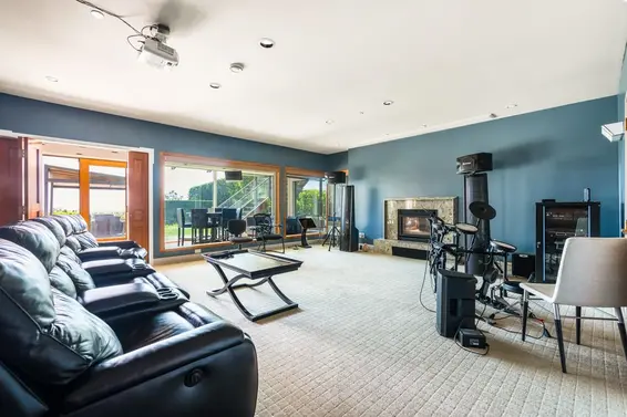 1626 Pinecrest Drive, West Vancouver For Sale - image 27