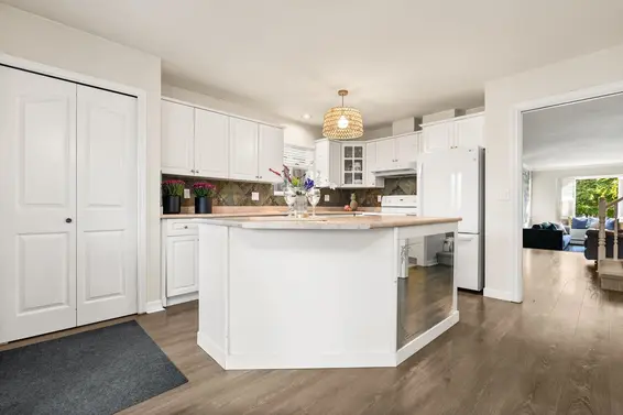 346 West 14th Street, North Vancouver For Sale - image 12