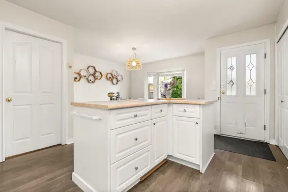 346 West 14th Street, North Vancouver For Sale - image 15