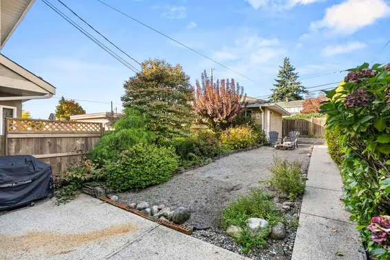 346 West 14th Street, North Vancouver For Sale - image 31