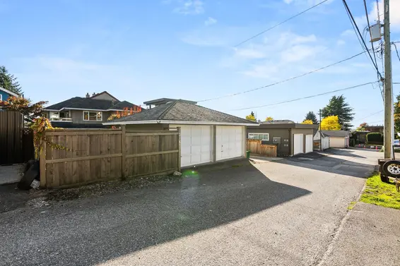 346 West 14th Street, North Vancouver For Sale - image 33