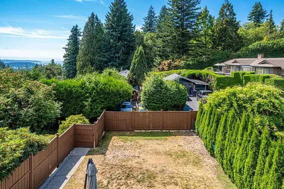 3435 St. Georges Avenue, North Vancouver For Sale - image 12