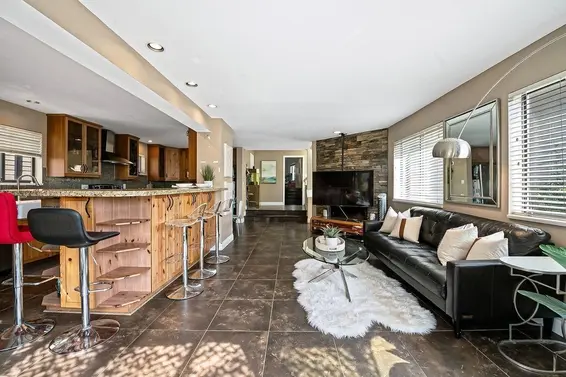 3435 St. Georges Avenue, North Vancouver For Sale - image 18