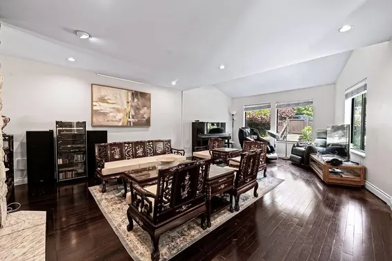 3435 St. Georges Avenue, North Vancouver For Sale - image 23