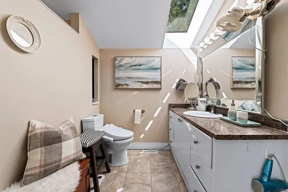 3435 St. Georges Avenue, North Vancouver For Sale - image 32