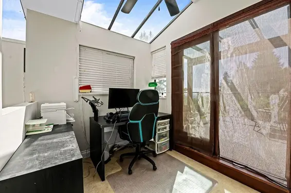 3435 St. Georges Avenue, North Vancouver For Sale - image 36