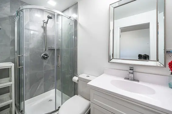 3435 St. Georges Avenue, North Vancouver For Sale - image 38