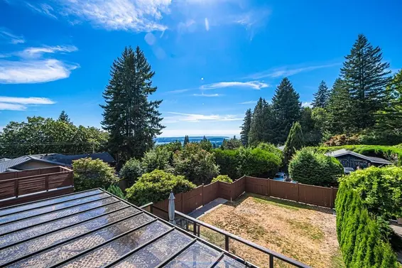 3435 St. Georges Avenue, North Vancouver For Sale - image 9
