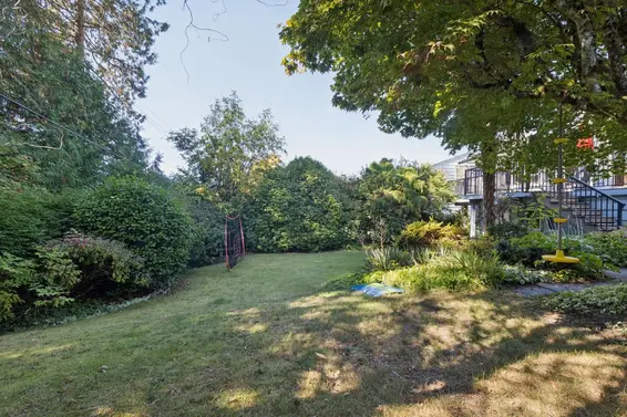 915 Wentworth Avenue, North Vancouver For Sale - image 18