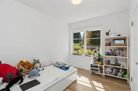 915 Wentworth Avenue, North Vancouver For Sale - image 25