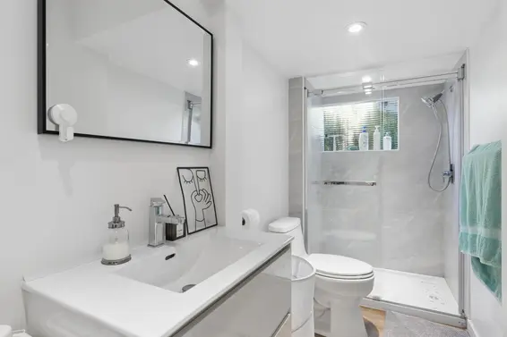 915 Wentworth Avenue, North Vancouver For Sale - image 26