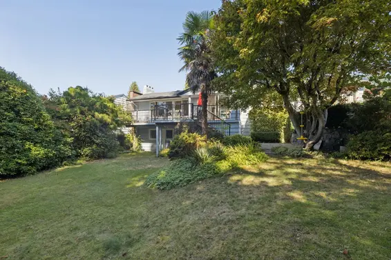 915 Wentworth Avenue, North Vancouver For Sale - image 32