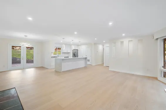 441 Southborough Drive, West Vancouver For Sale - image 6