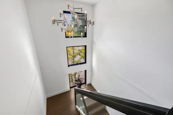 3430 Aintree Drive, North Vancouver For Sale - image 15