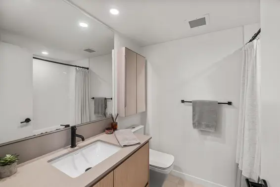 33 528 East 2nd Street, North Vancouver For Sale - image 19