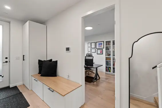 33 528 East 2nd Street, North Vancouver For Sale - image 21