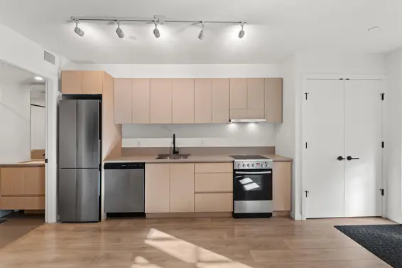 33 528 East 2nd Street, North Vancouver For Sale - image 24