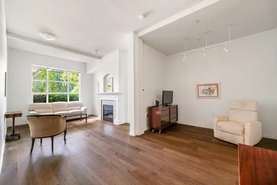 113 960 Lynn Valley Road, Vancouver For Sale - image 10