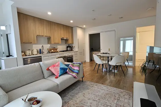 122 2035 Glenaire Drive, North Vancouver For Sale - image 3