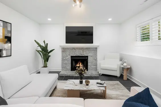 816 Anderson Crescent, West Vancouver For Sale - image 37