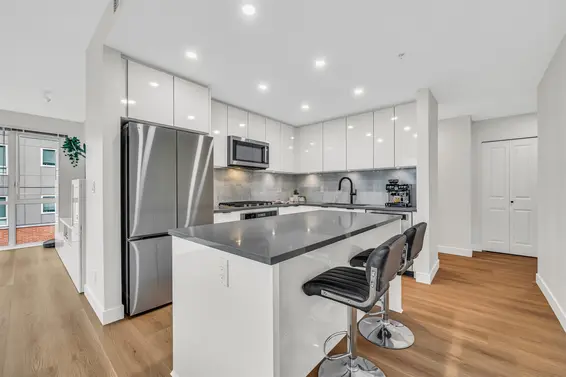 404 2632 Library Lane, North Vancouver For Sale - image 19