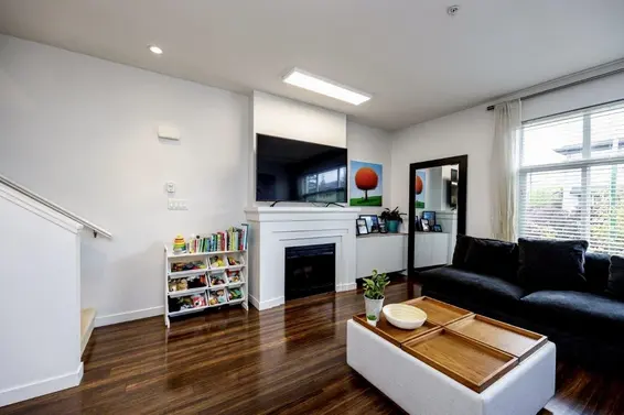 712 Orwell Street, North Vancouver For Sale - image 2