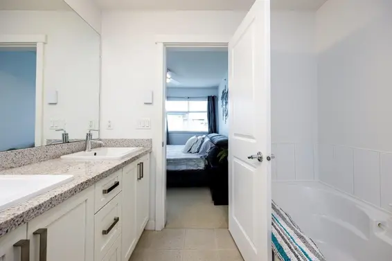 712 Orwell Street, North Vancouver For Sale - image 23