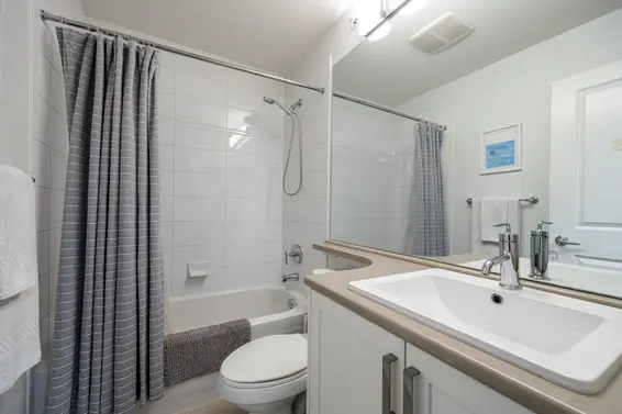712 Orwell Street, North Vancouver For Sale - image 26