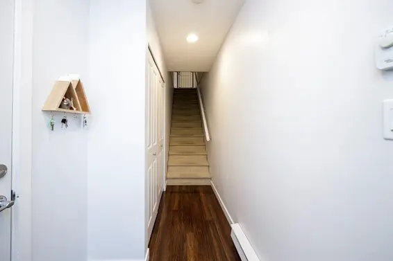 712 Orwell Street, North Vancouver For Sale - image 31