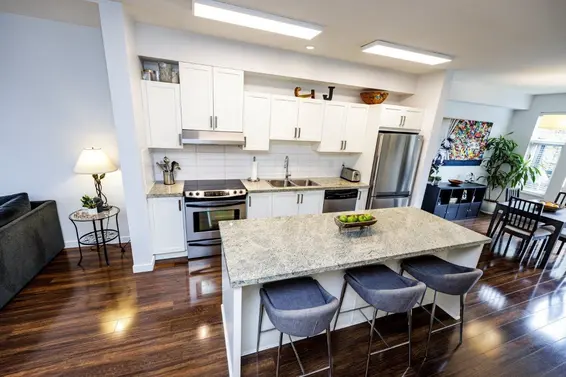 712 Orwell Street, North Vancouver For Sale - image 6