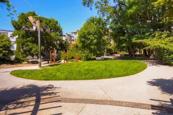 403 139 West 22nd Street, North Vancouver For Sale - image 25