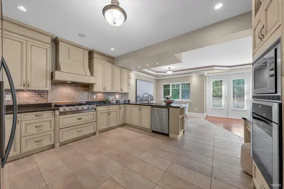 843 Canyon Boulevard, North Vancouver For Sale - image 13