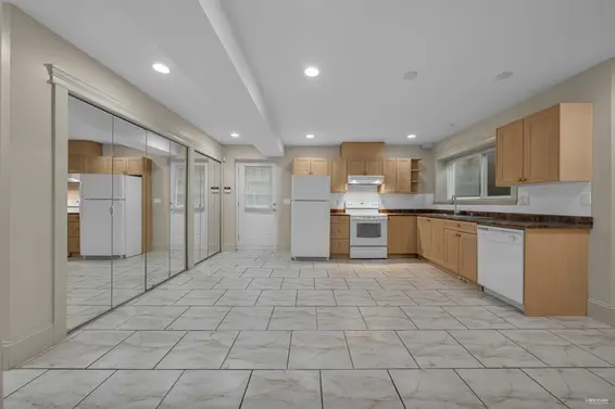 843 Canyon Boulevard, North Vancouver For Sale - image 35