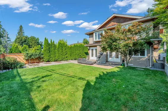 843 Canyon Boulevard, North Vancouver For Sale - image 38