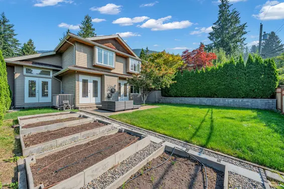 843 Canyon Boulevard, North Vancouver For Sale - image 39