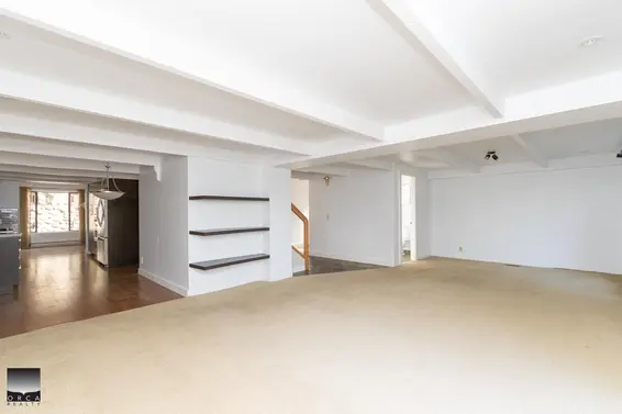 4524 Marineview Crescent, North Vancouver For Sale - image 11