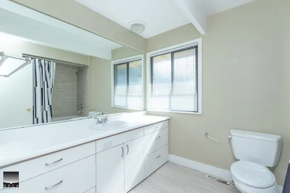 4524 Marineview Crescent, North Vancouver For Sale - image 30