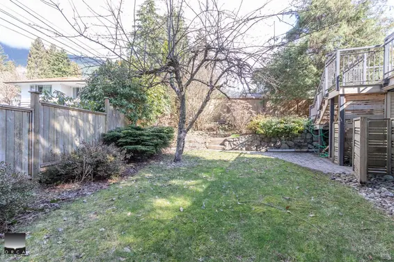 4524 Marineview Crescent, North Vancouver For Sale - image 4